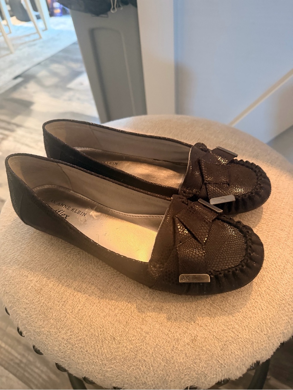 Anne Klein black Moccasin Loafers